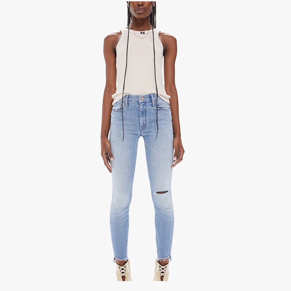 Mother Denim The Looker Step Ankle Fray in Despite